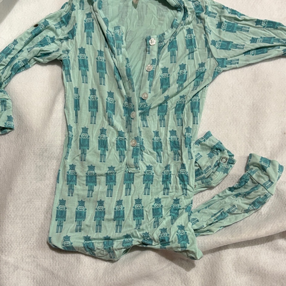 Kate Quinn nutcracker Print Kids Pajama Set